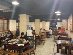 大堂-邓莽子老火锅(中兴路总店)