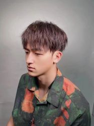 -Kraemer Paris  苏豪路易士·嘉玛发廊