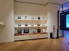 -CELINE(尚嘉中心店)