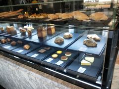 面包甜点陈列柜-车谷小镇