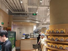 -七鲜超市(瑞虹天地太阳宫店)