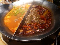 -湊湊火锅·茶憩(杭州湖滨银泰in77店)