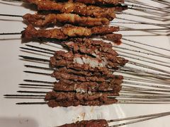-三个大叔烤羊肉串·歌手驻唱·碳烤鲜肉(西三旗店)