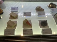 -Fridi Patisserie Cafe