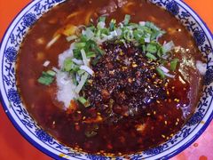 -伊穆祥牛肉面总店·清真