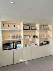 -JNK皮肤管理中心