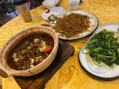 -天宝食坊·啫啫煲大排档(西华路店)