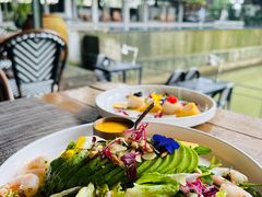 -喜洲吧·江畔老船厂·庭院餐厅(喜临院店)