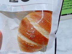 -HOT CRUSH趁热集合·现烤面包(环球港店)