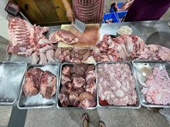 -标记美食新鲜猪杂(兴南大道店)