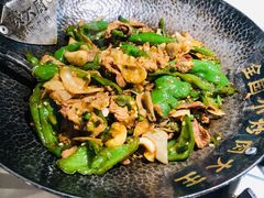 -费大厨辣椒炒肉(黄兴中心广场店)