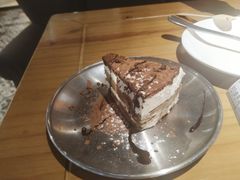 三角提拉米苏-清真·艾美可餐厅(大悦汇店)