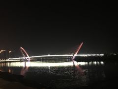 -南京眼步行桥