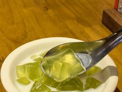 椰奶斑斓冰粉-东就鸭饭店·古早海南菜(友谊南海城店)
