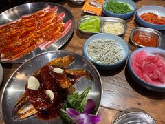 -明洞阿姨·韩式酱蟹烤肉·创意料理(三元桥店)