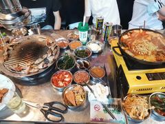 -釜山火炉·海鲜烤肉(紫藤路店)