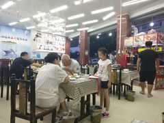 大堂-烁佳海鲜大馅饺子