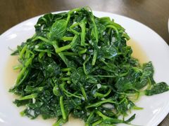 炒时蔬-洪平血旺椒麻鸡雅鱼饭店(熊猫大道店)