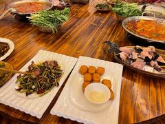 -老凯里苗岭酸汤鱼酸汤牛肉(百里杜鹃路店)