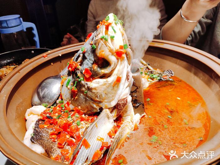 食在不一样·大碗湖南菜(金茂汇店)老坛剁椒鱼头图片