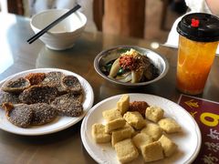 -88号小吃店·经典云南菜·地道纳西美食