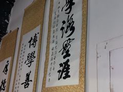 -荒岛实景沉浸密室(江汉路1店)