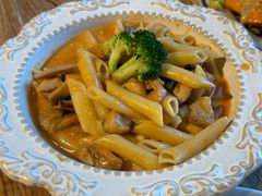 -玛格萝妮(汇智国际商业中心店)