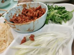 -合合春饼·酱骨·东北菜(潘家园店)