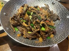 -雀舞云南菜(天津天河城购物中心店)