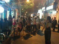 怪怪龍的咚……吃个饭真不容易啊……-做了不起的80后