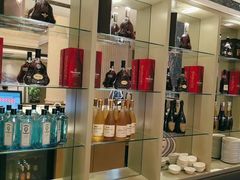 -浅深(世茂滨江精品店)