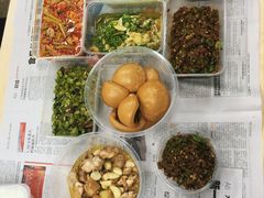 -红色湘菜馆(春风店)
