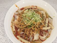 -汗腾格里·风味餐厅(新疆驻京办店)