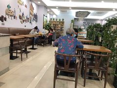 大堂-爱乐信甜品(石湾店)