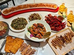 -嗨辣小聚·盘锦河蟹·海鲜烧烤龙虾(盘锦十年好店)