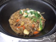 -粘豆包柴火铁锅炖