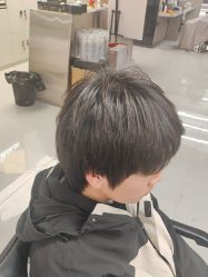 -宫铭烫发染发接发店
