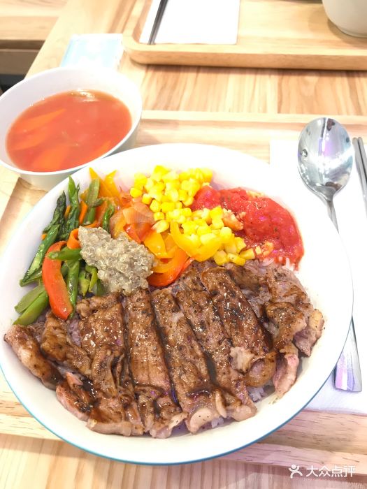 澳洲西冷牛排饭