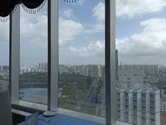 -黄金海景大酒店-旋转餐厅