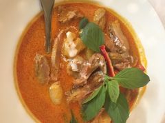 红咖喱鸭-Thai Pothong Restaurant