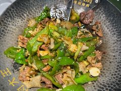 -费大厨辣椒炒肉(黄兴中心广场店)