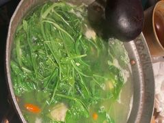 -吃饭皇帝大土家民族菜(正大广场店)