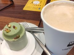 大杯热拿铁开心果慕思-Seesaw Coffee(上海尚悦湾店)