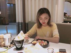 -阿妮叶李(光谷世界城店)