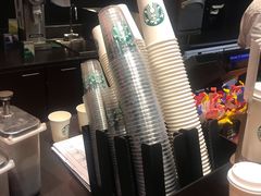 -星巴克臻选(成都来福士店)