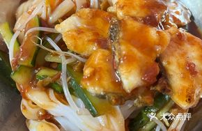 Fish Slice Dry Tossed Noodles