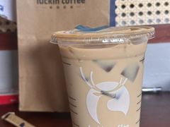 -瑞幸咖啡(解放碑英利大融城店)