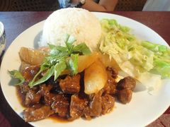 侯柱牛腩饭-本味轩精品茶餐厅(黄山路店)