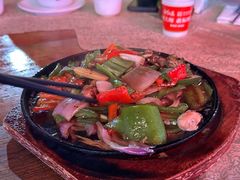 -高州佬美食城(香洲店)