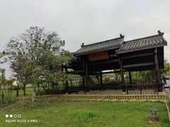 -梁子湖东篱老屋生态庄园